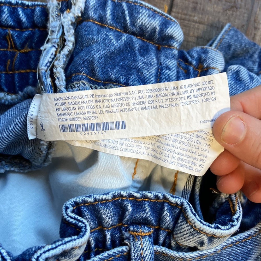 Forever 21 Retro Paper Bag Waist Denim Shorts Size Small - Picture 10 of 15